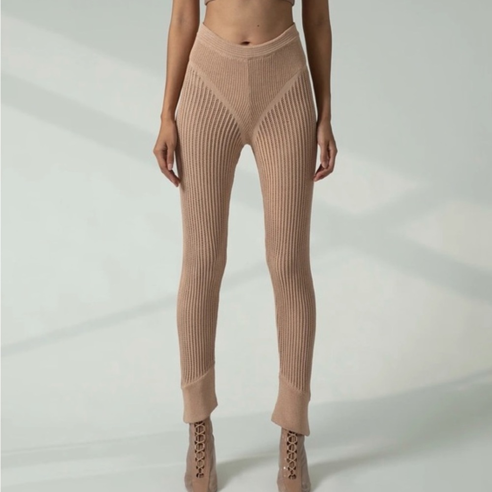 Ruve Shop - Knit/crochet Loom Pants in Almond (tan) size medium